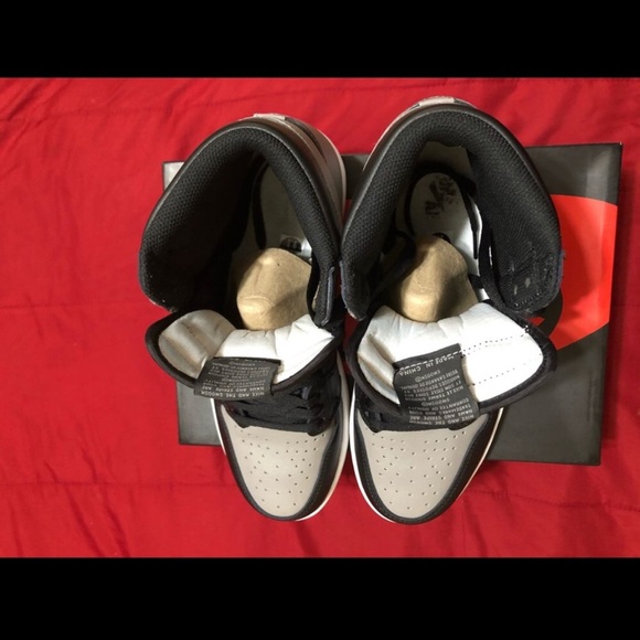 Air Jordan 1 Retro High OG Shadow 2018 - Picture 5 of 8